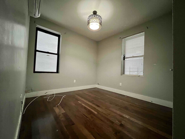Building Photo - 2714 Avenue D