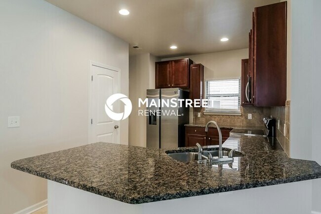 Building Photo - 4 Bedroom Pet-Friendly Home in JONESBORO, GA with Main Street Renewal