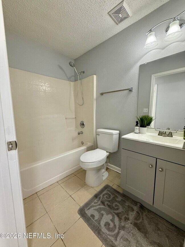 Building Photo - 3674 Honeydew Ln