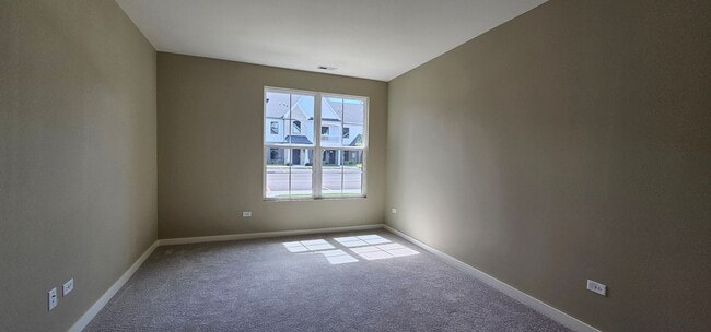 Building Photo - Emery Oak-2Br/2Ba Rental Home-First Floor