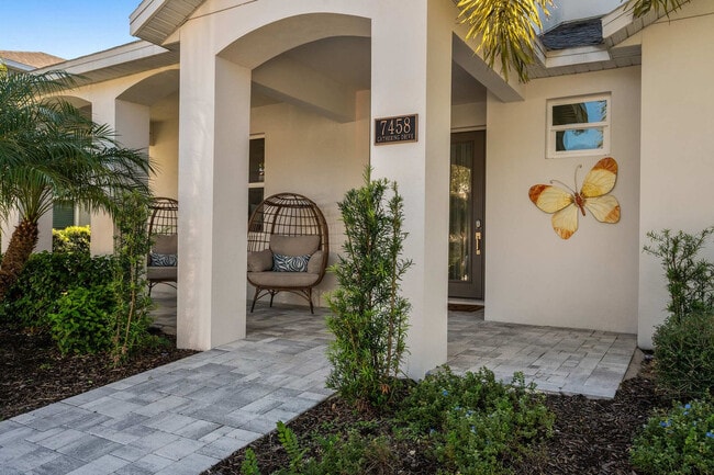 Building Photo - 7458 Gathering Dr