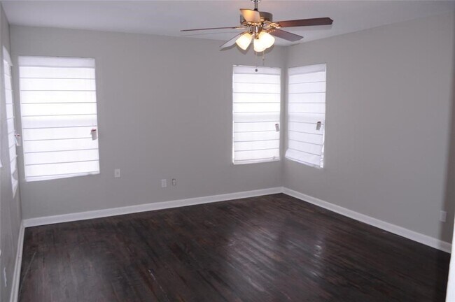 Building Photo - 3502 Rosedale St