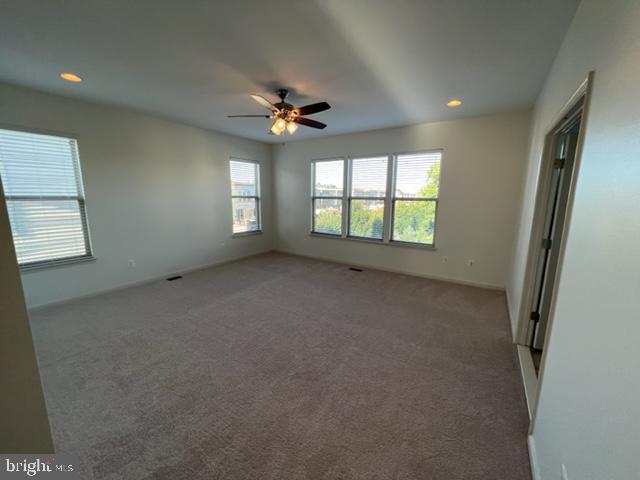 Building Photo - 22806 Breezy Hollow Dr