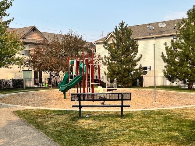 Building Photo - 8896 W Shoup Dr