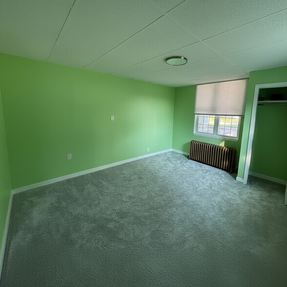 Bedroom #1 - 1626 Middle Rd