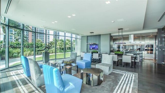 Building Photo - 19575 Collins Av