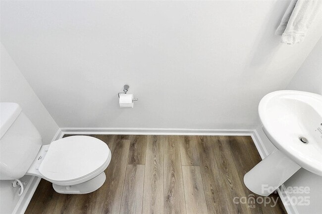 Building Photo - 3649 Secrest Lndg