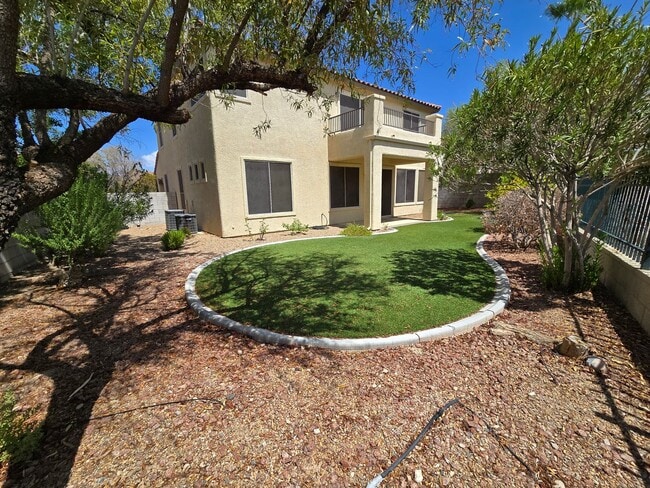 Building Photo - A Fabulous 3 Bedroom Home in Seven Hills