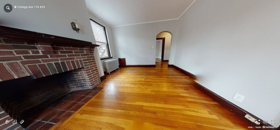 Primary Photo - 113 College Ave