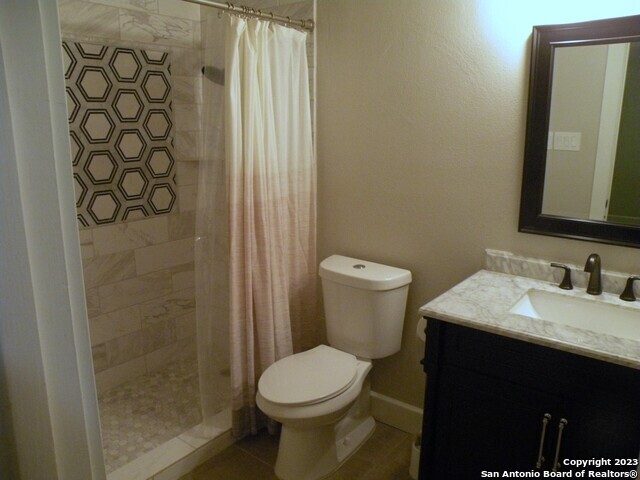 Building Photo - 13903 Cedar Canyon