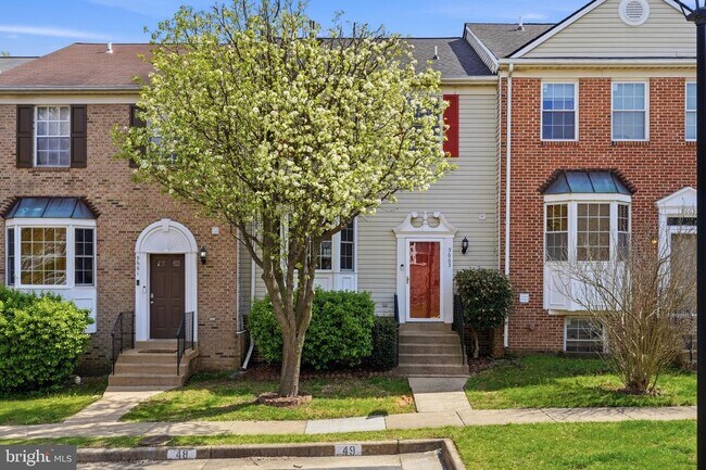 Building Photo - 9663 Franklin Woods Pl