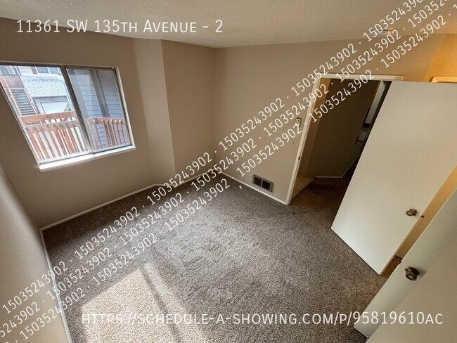 Building Photo - 11361 SW 135th Ave