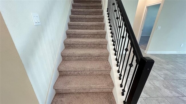 Building Photo - 15079 Evergreen Oak Loop