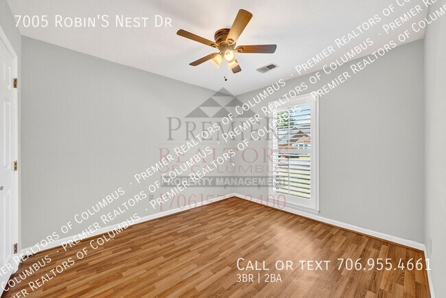 Building Photo - 7005 Robin's Nest Dr