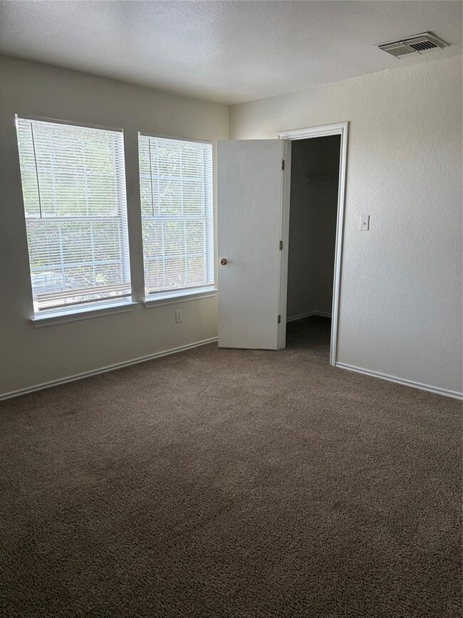 Building Photo - 11805 Stoney Meadow Dr
