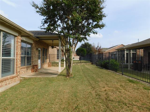 Building Photo - 3904 Stone Oak Blvd