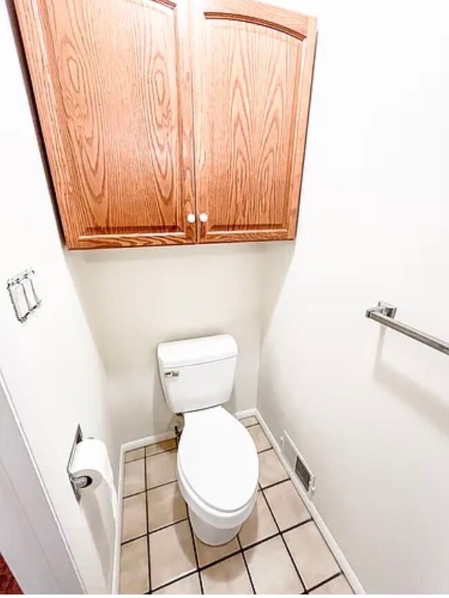 Building Photo - 143 Ramblewood Rd