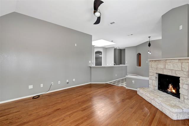 Building Photo - 9709 Lovers Ln