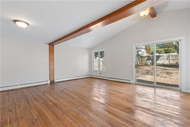 Building Photo - 400 Schooner Ave