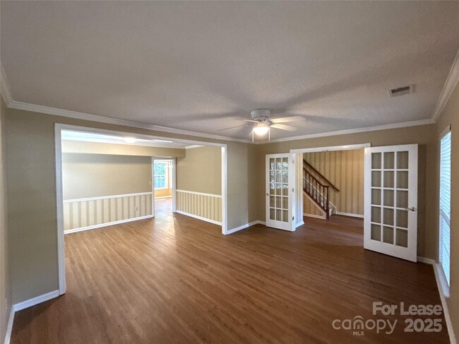 Building Photo - 12823 Diamond Dr