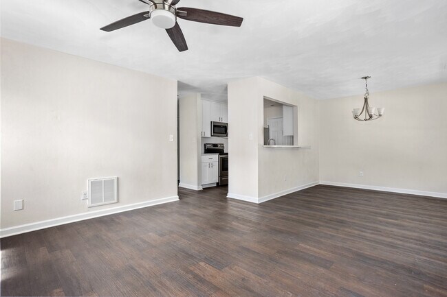 Building Photo - 2206 Berkley Ave