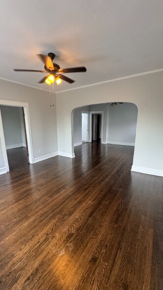 Building Photo - 5416 W Fullerton Ave