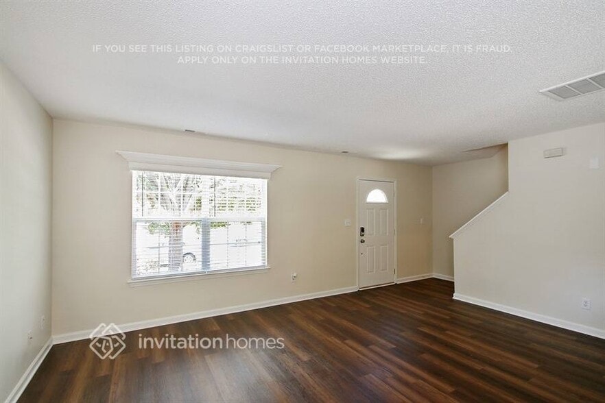 Building Photo - 166 Brantley Pl Dr