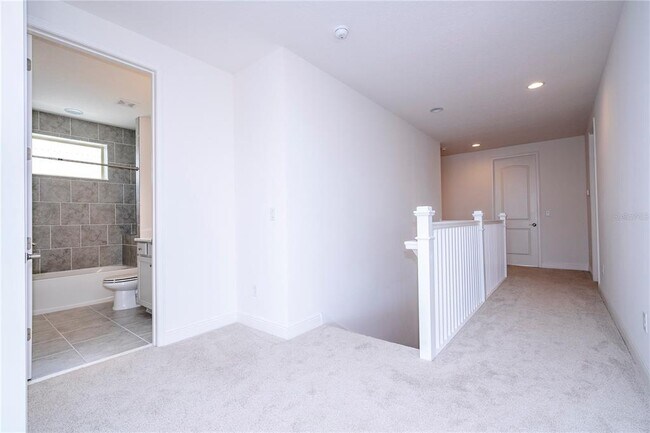 Building Photo - 13735 Larkton Ln