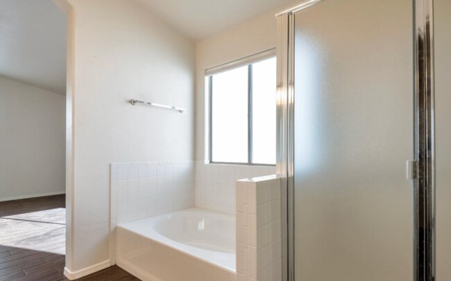 Building Photo - Oro Valley Home w Fabulous Mountain Views