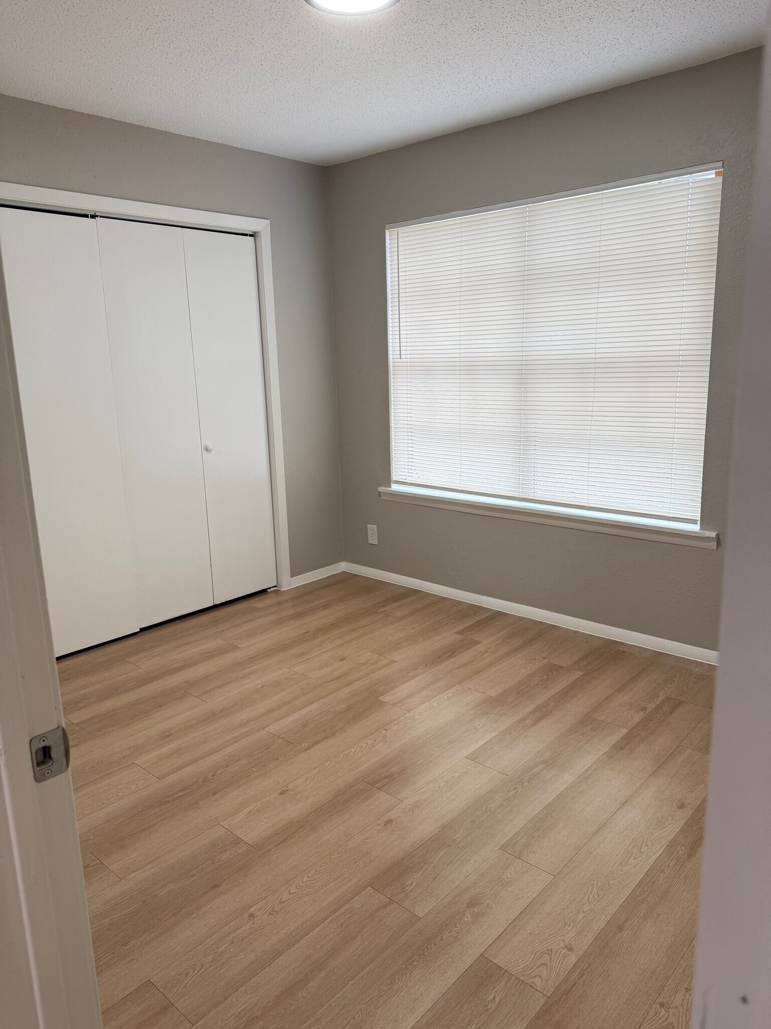 Building Photo - 2314 S 84th E Ave