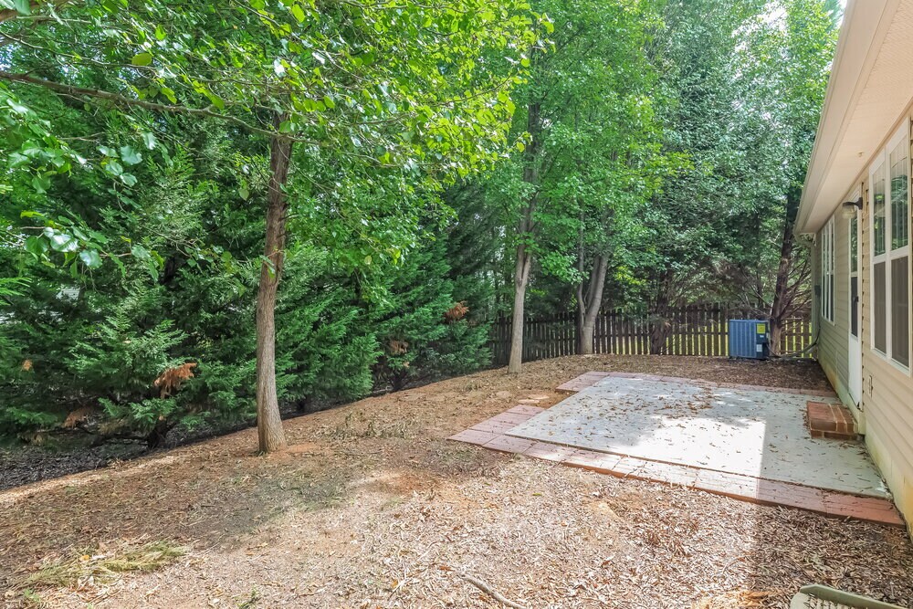 Building Photo - 9303 Winston Hall Ct
