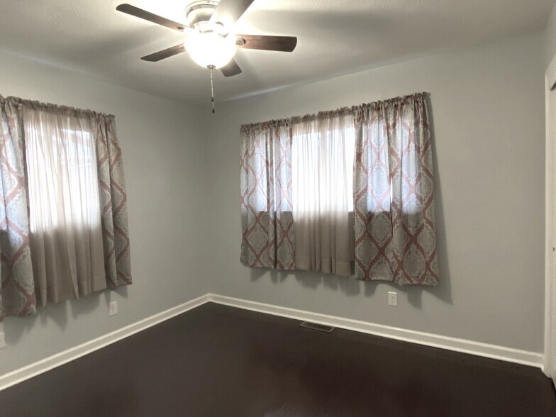 Bed 2 - 20 Mesa Rd