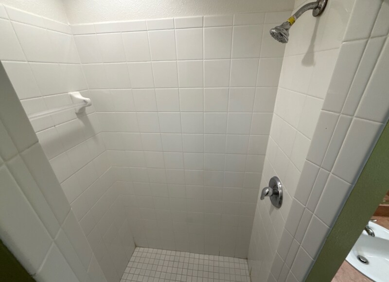 Building Photo - 105 Melody Ln