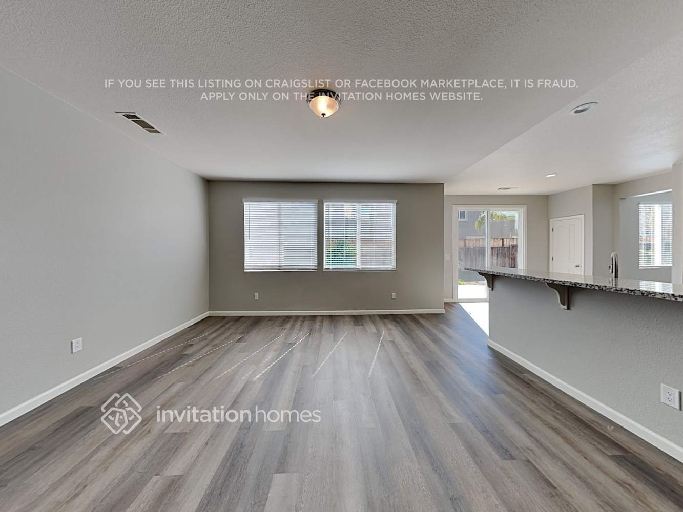 Building Photo - 5484 Summerfield Dr