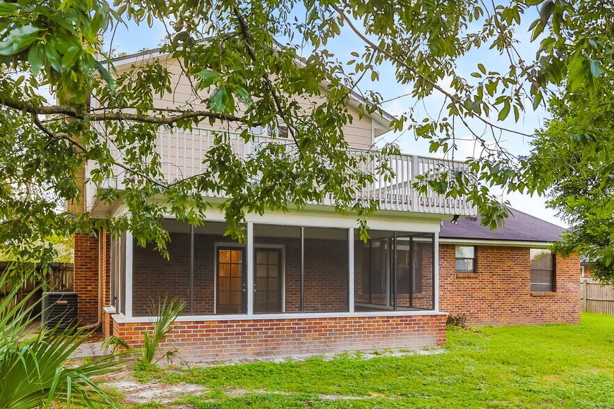 Building Photo - 927 Ridgewall Ct