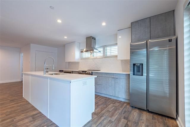 Building Photo - 2134 Lucas Dr