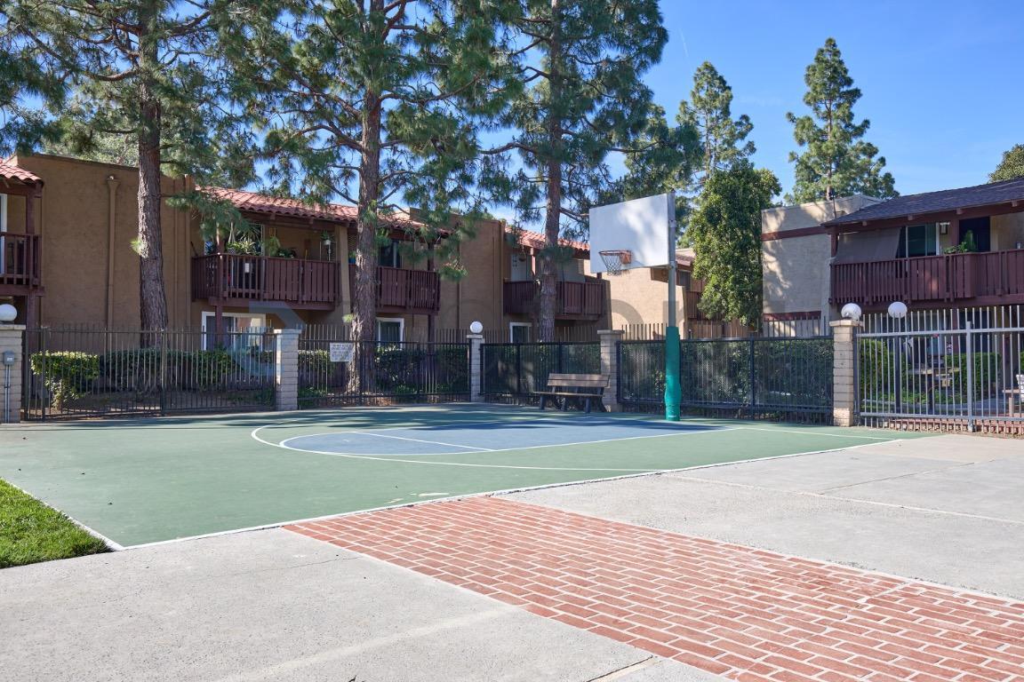 Building Photo - 1010 W MacArthur Blvd