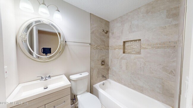 Building Photo - 11671 Shellfish Dr