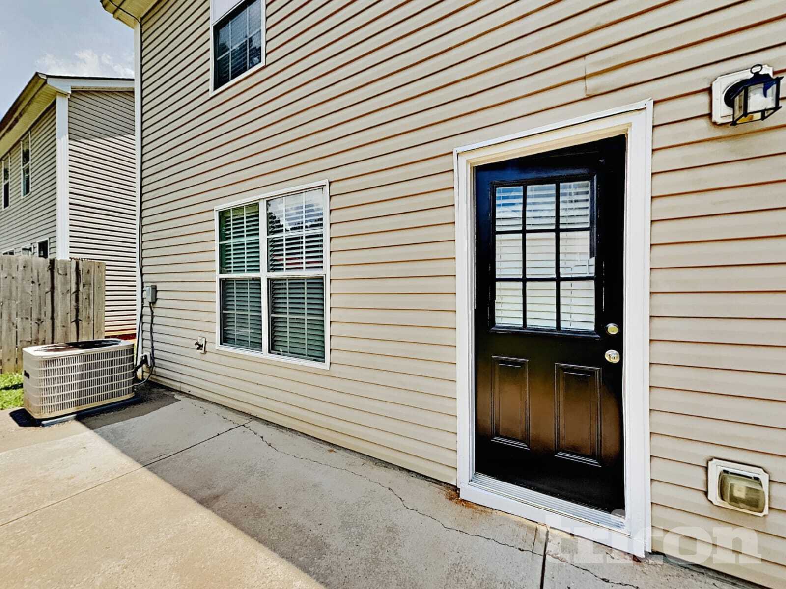 Building Photo - 7637 Garnet Dr