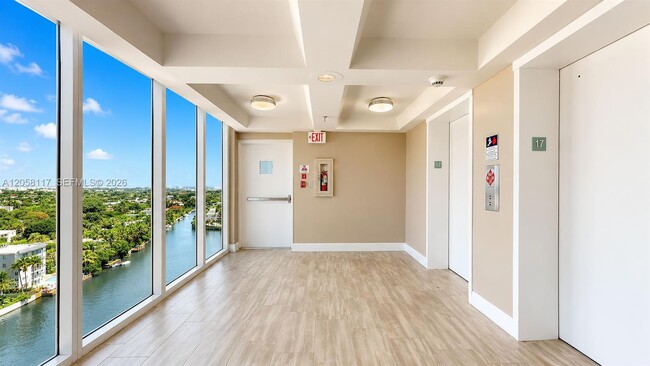 Building Photo - 2401 Collins Ave