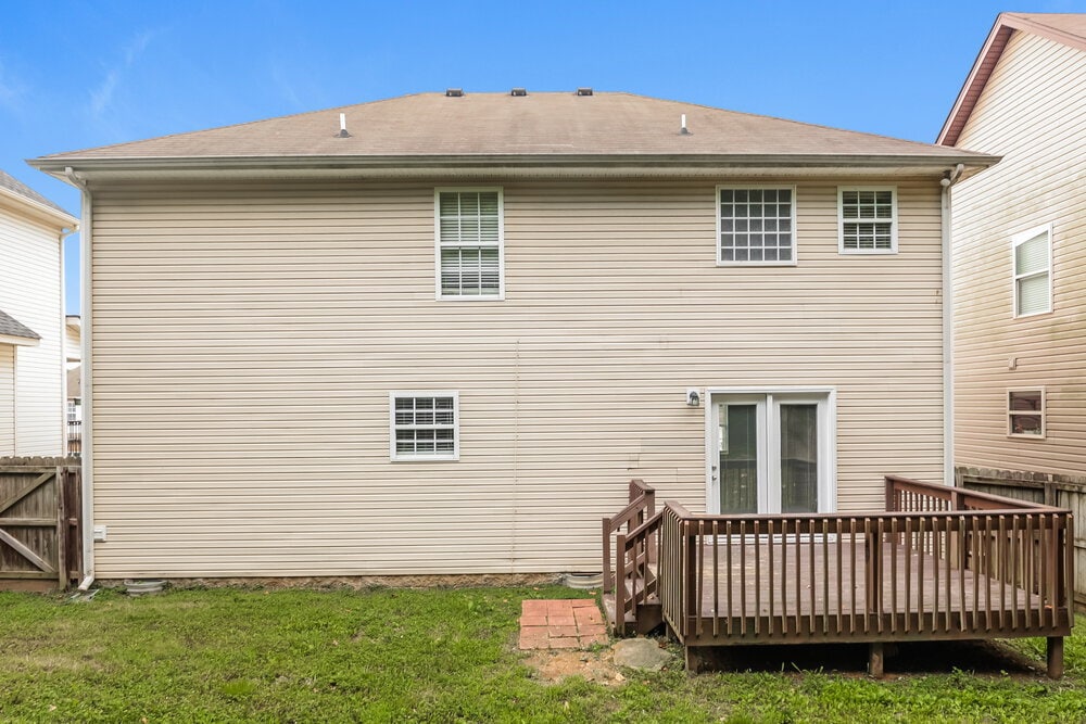 Building Photo - 412 Elegance Way