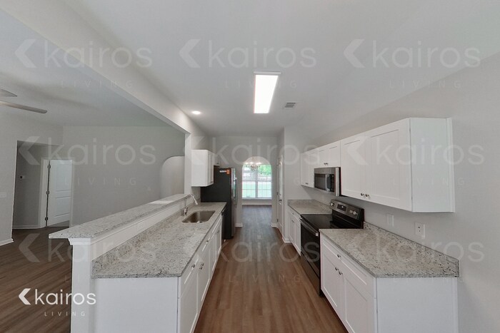 Building Photo - 481 McGriff St