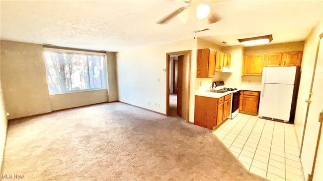 Building Photo - 25735 Lorain Rd