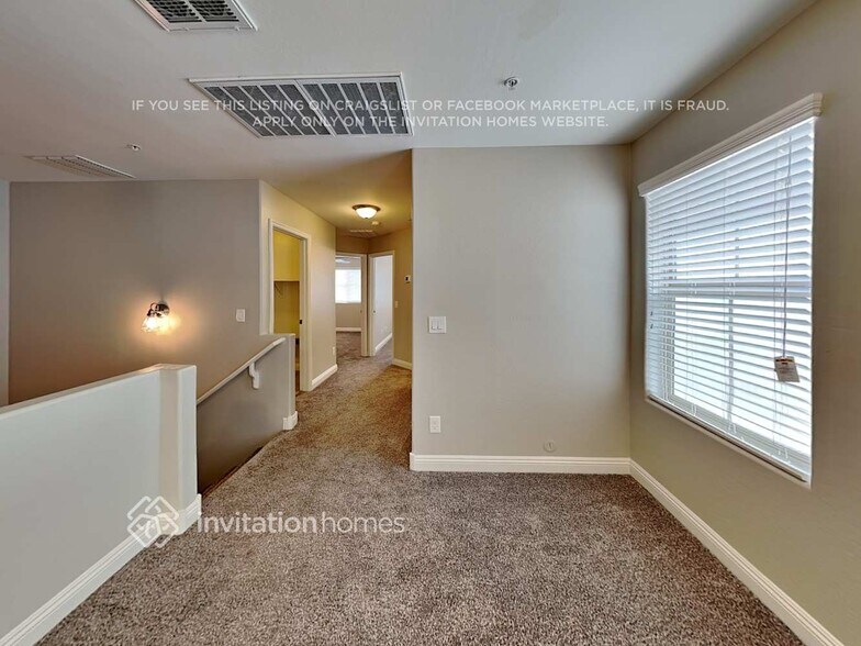 Building Photo - 20613 W White Rock Rd