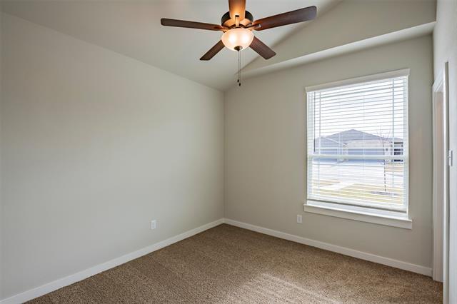 Building Photo - 609 Wheatfield Dr