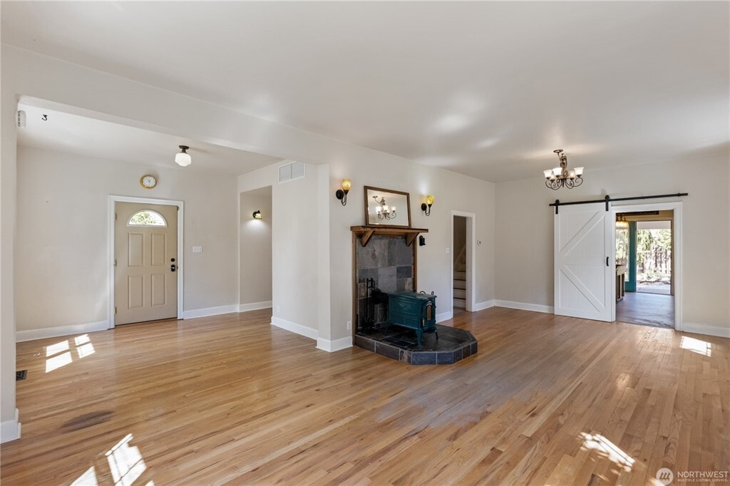 Living area - 205 S Division St