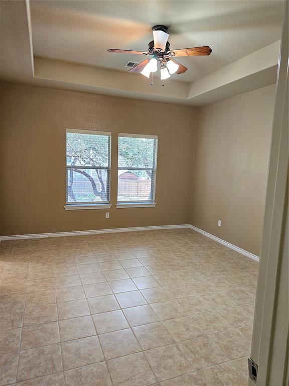 Building Photo - 2106 Red Fox Rd