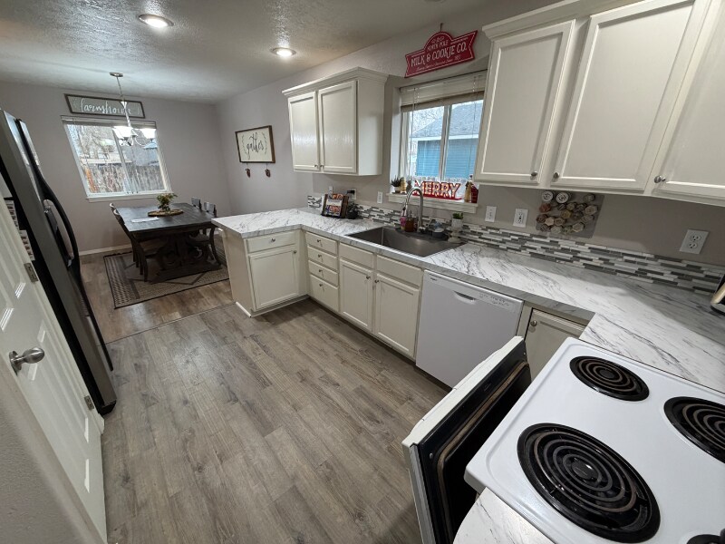 Building Photo - 1740 Peregrine Dr