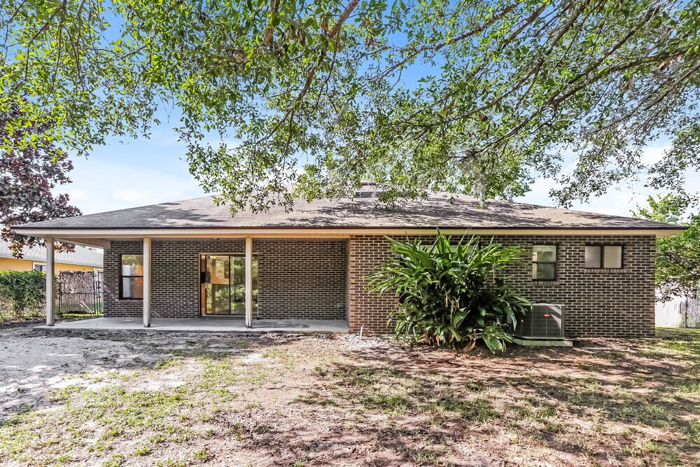 Building Photo - 7676 Arancio Dr