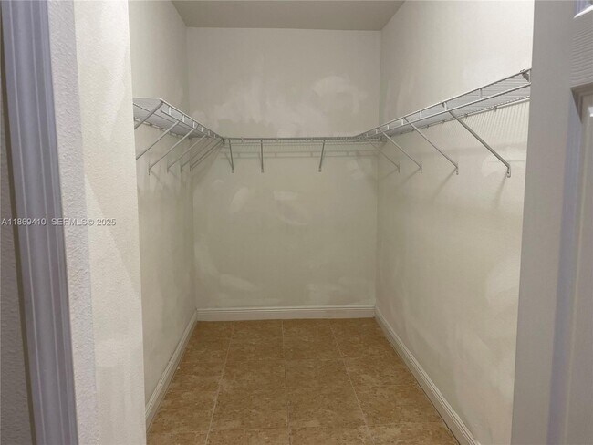 Building Photo - 15471 SW 30th St